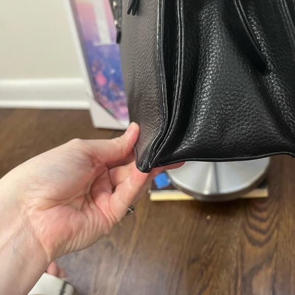 Kate Spade Mulberry Street Lise Satchel, EUC with COA - Picture 5 of 12